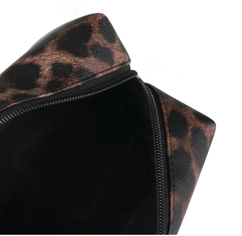 Professional Custom Women Leopard PU Leather Travel Makeup Bag