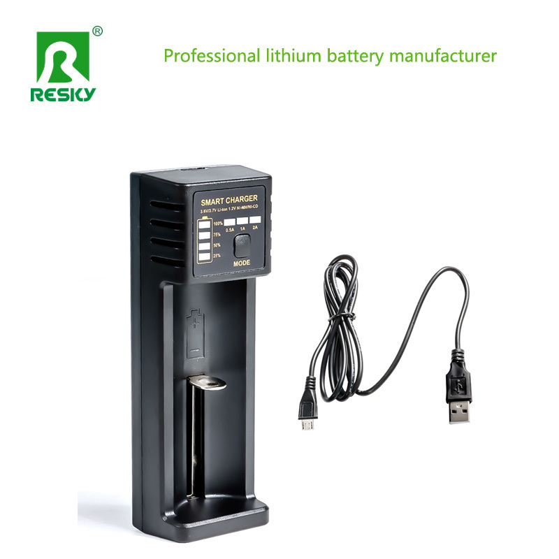 Li-ion Rechargeable Battery Charger 1 Slot 5V 2A For 18650 26650 18500 Battery