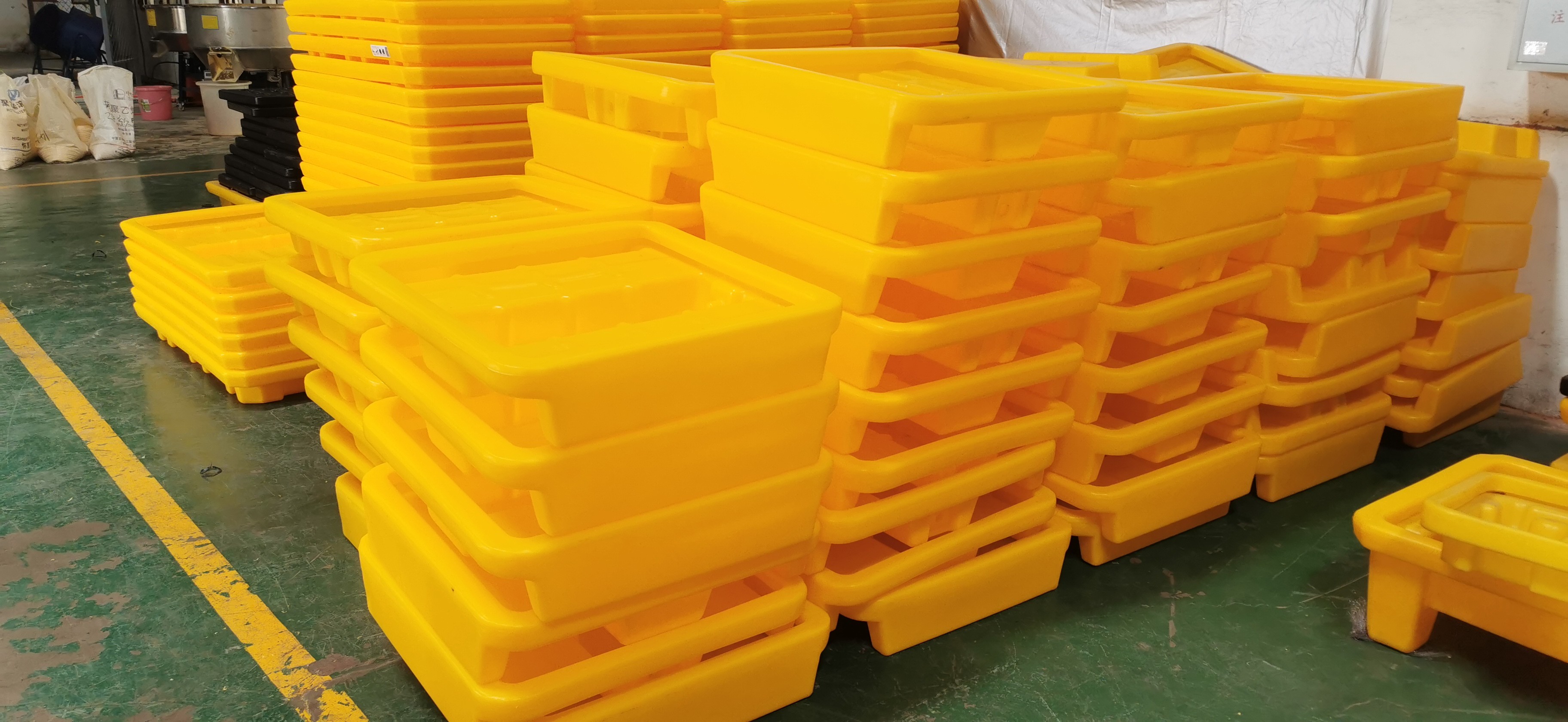 Eco Friendly Heavy Duty Polyethylene Pallets For Customized Requirements