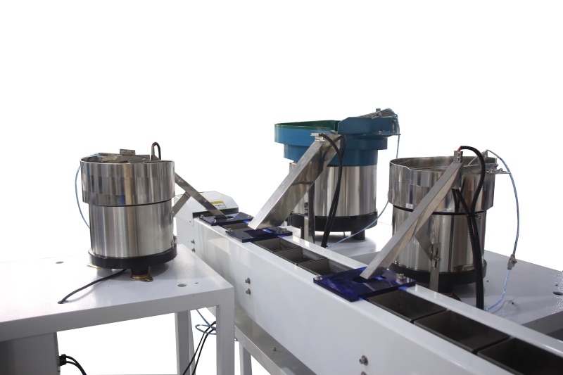 New Goods Automatic Mixing Count Nuts Angle Type Dragging Bucket Plastic Film Packing Machine