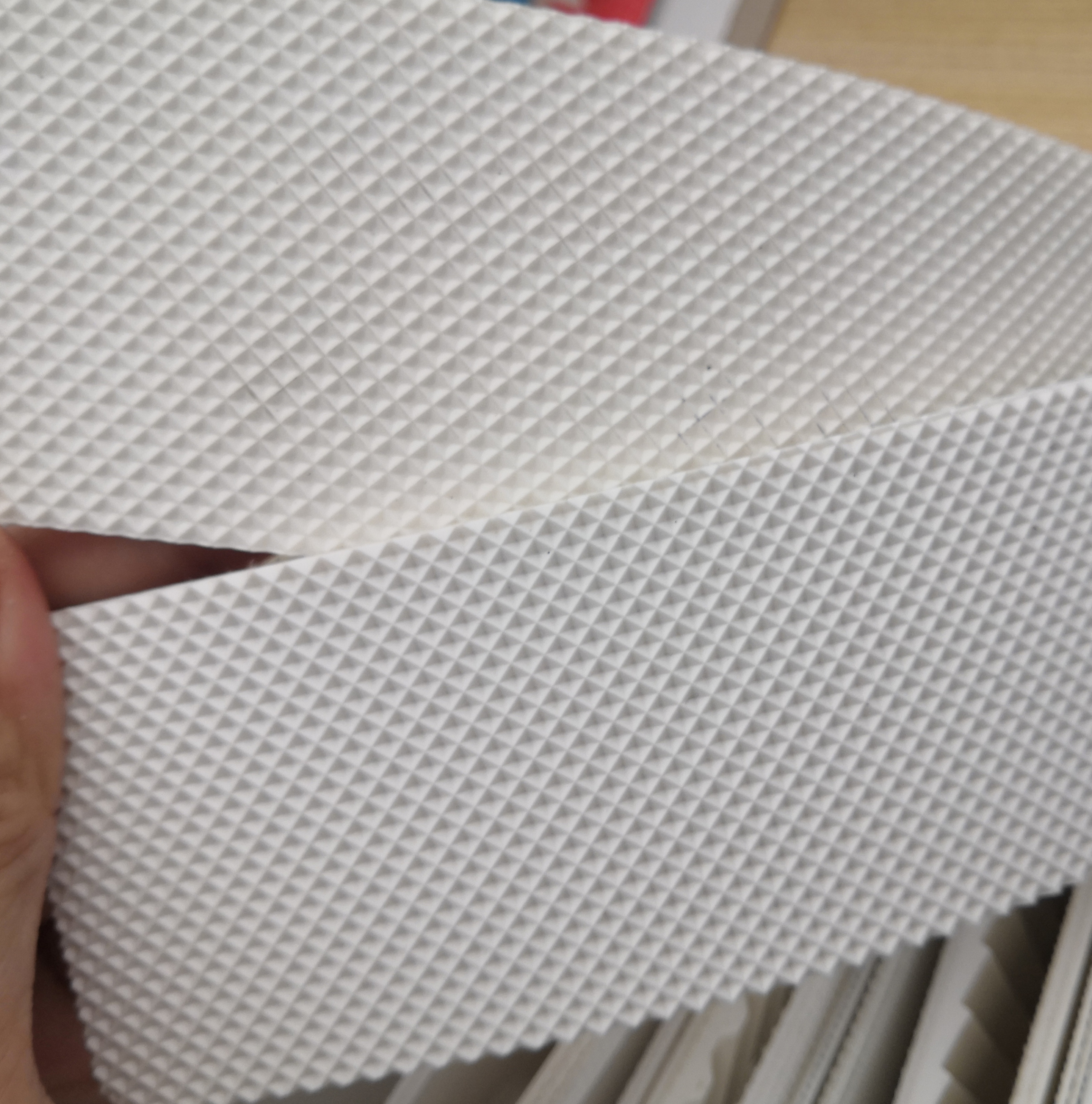 Anti Slip Anti Static 2 Ply Pvc Conveyor Belt Super Grip Rough Top