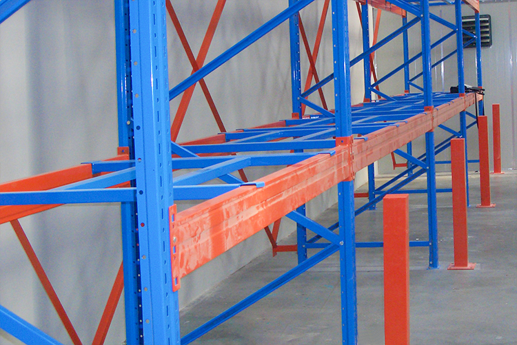 76*2.0mm Width Selective Pallet Rack for Heavy Duty Warehouse Space Optimization Needs
