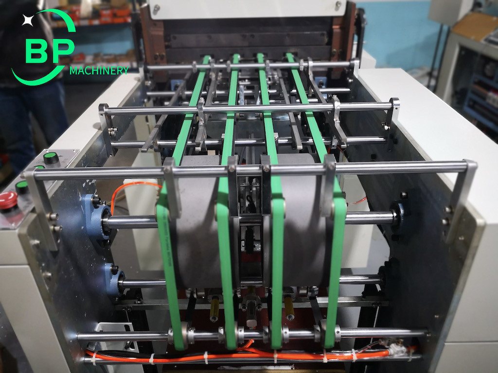 China pp sheets hole punching machine for wire o calendar and spiral notebook