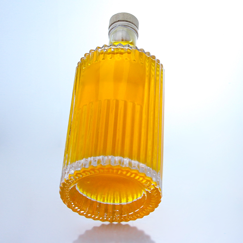 Customized Glass Bottle for Rum Vodka Whisky Tequila Gin Striped Design Cork Sealing Type