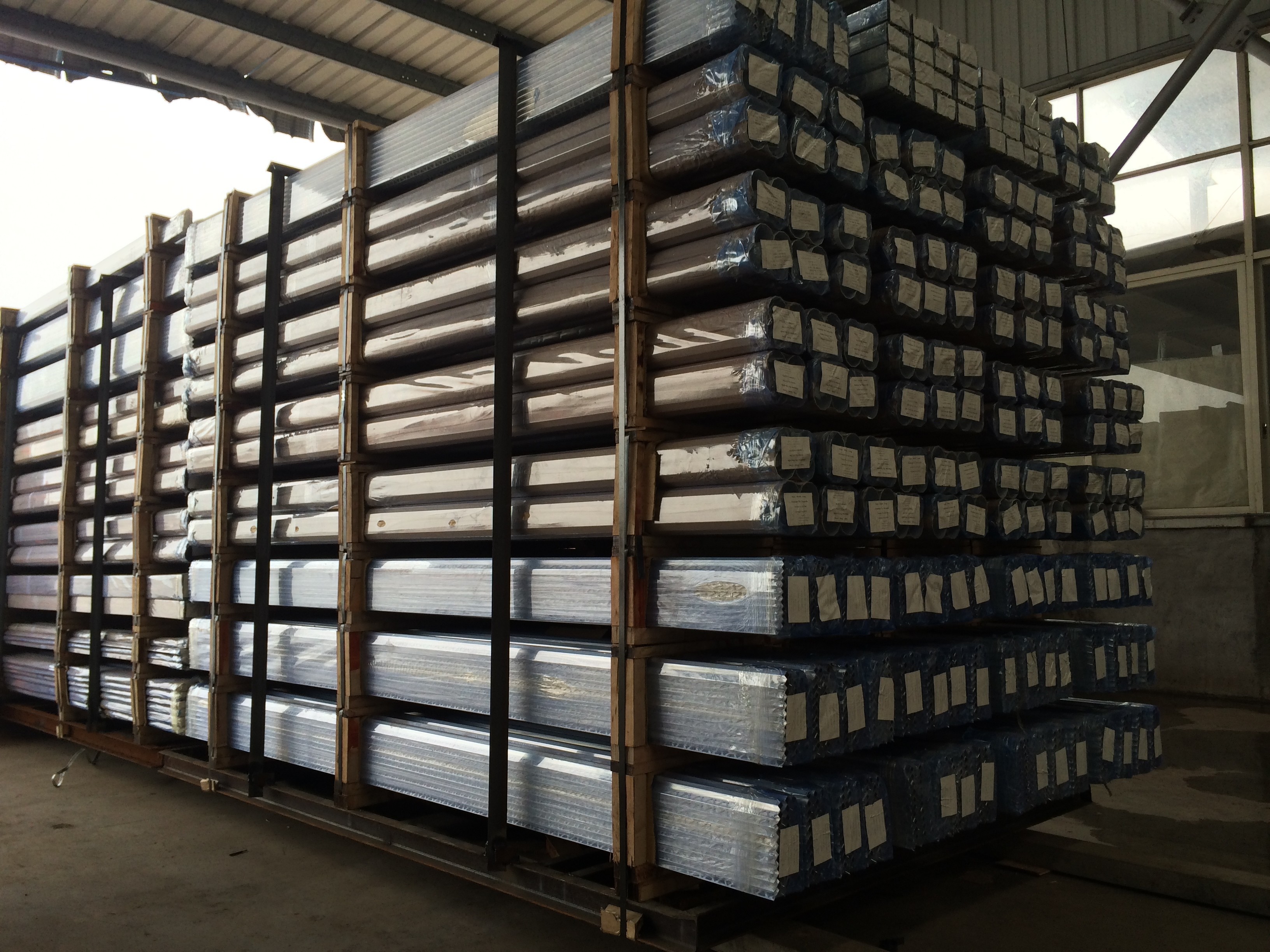Customized Alloy 6063 Aluminium Extrusion Profile Powder Coated