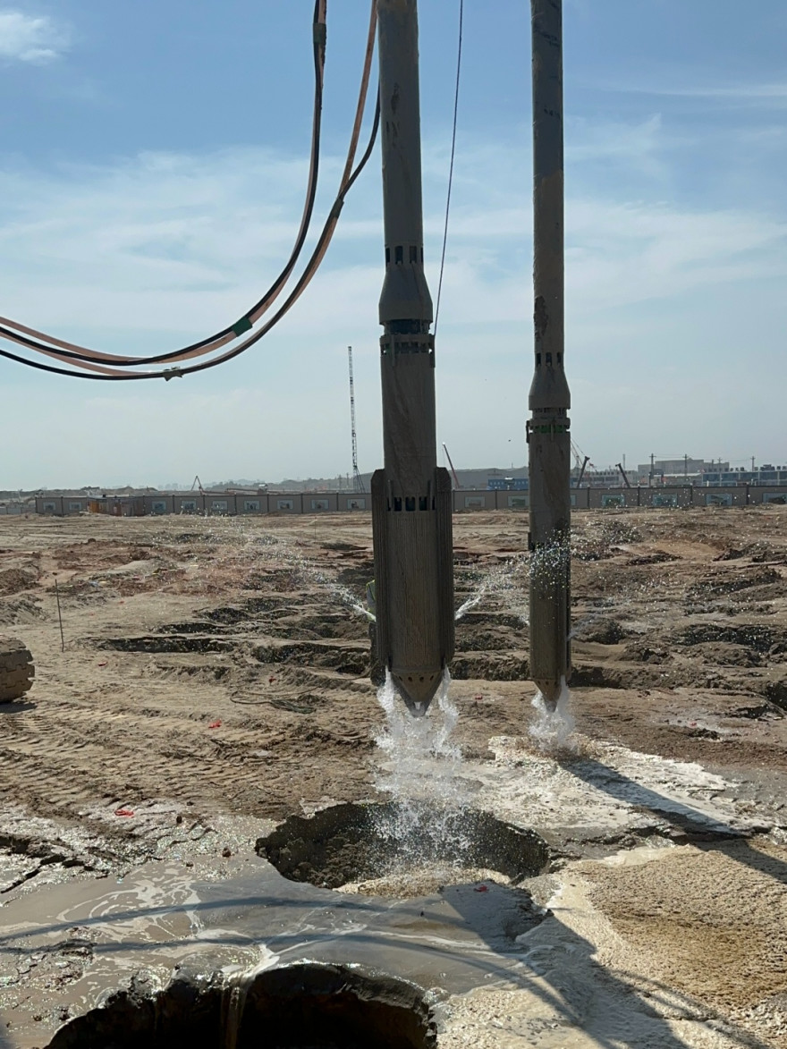 Large Scale Vibro Compaction Piling BVEM Diameter 450mm Big Power 260kW