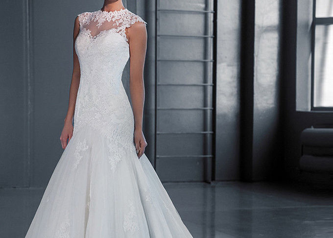 Sleeveless Lace Long Tail Bridal Gown Off White See Through Back With Buttons