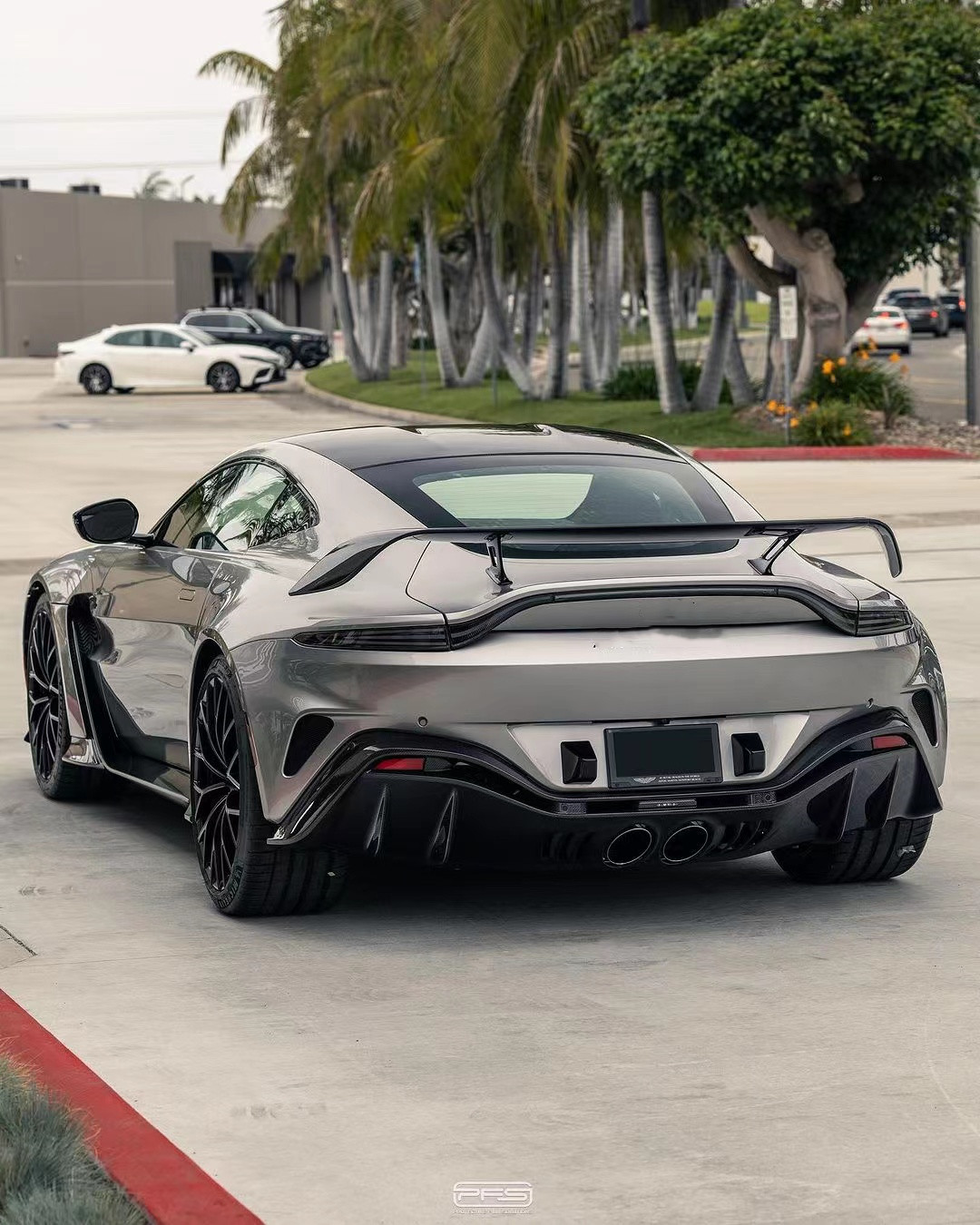 2020 Vantage Aston Martin Body V12 F1 Style Kit Front Rear Bumper