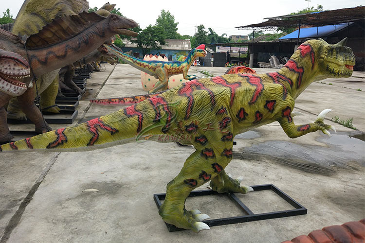 Multicolored Handmade Realistic Animatronic Dinosaur With Reliable Mechanical Frame