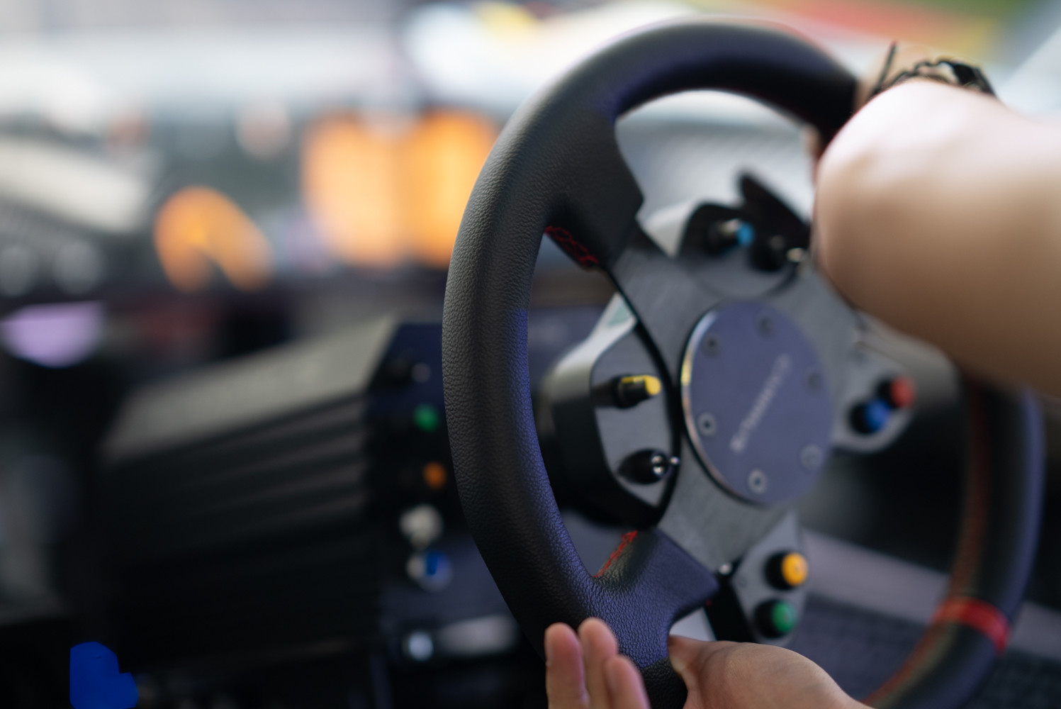 15Nm PC F1 Simulator With Realistic Force Feedback