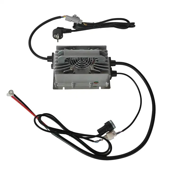 Overcurrent Protection 60V12A Lithium Ion Battery Charger For Electric Sweepers