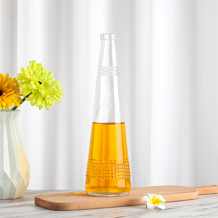 500ml Vodka Glass Bottle for Whisky Customized and Sophisticated Design