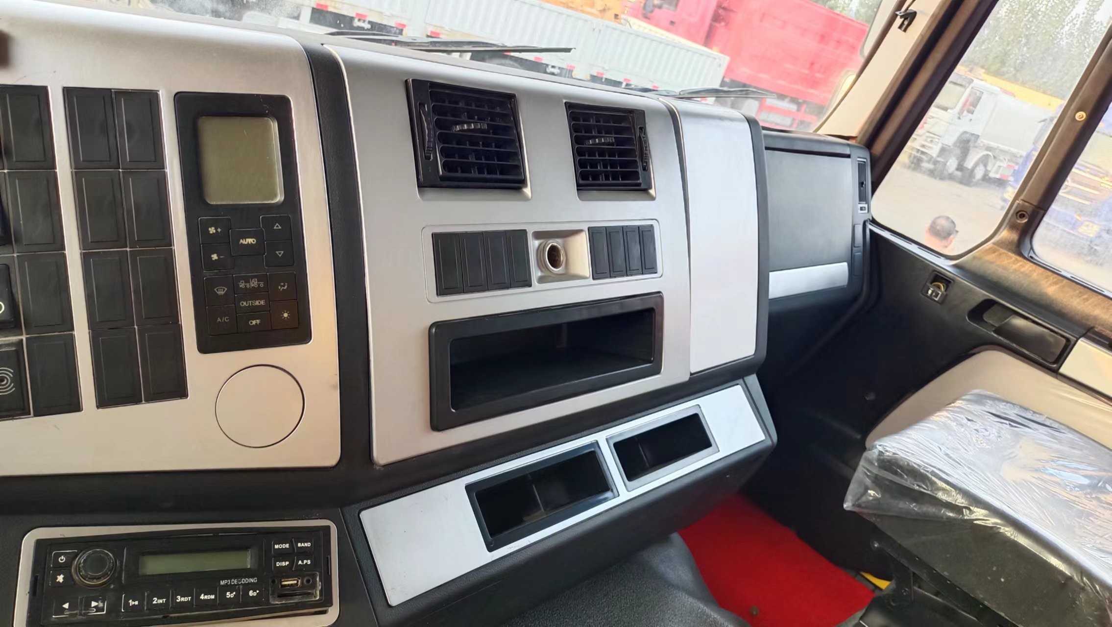 Used Dump Truck China F3000 Cost-Effective Tipper Truck Shacman 12 Tires 8*4 LHD Weichai 380hp