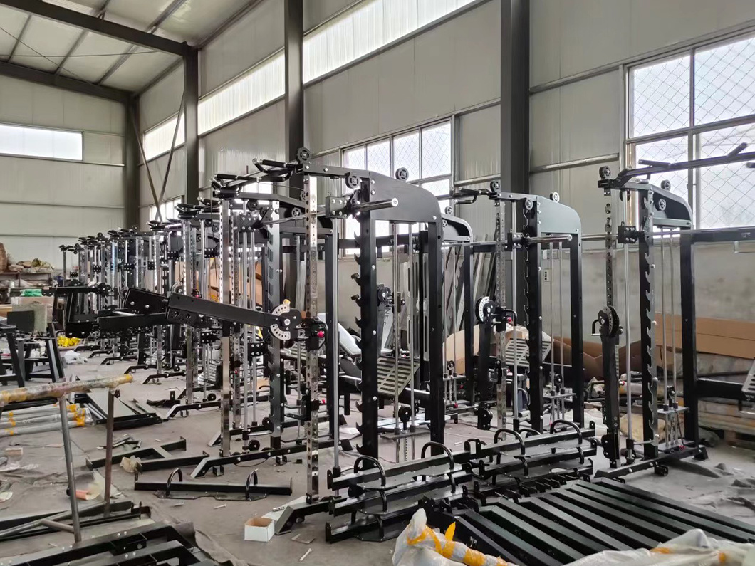 Professional Multifunctional Home Exercise Multi Squat Leg Raiser Office Body Fitness Smith Machine Gym Equipment