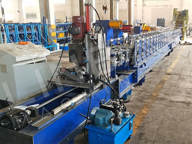 Automatic Galvanized Steel Wire Mesh Fence Post Roll Forming Machine With Flying Saw Cut