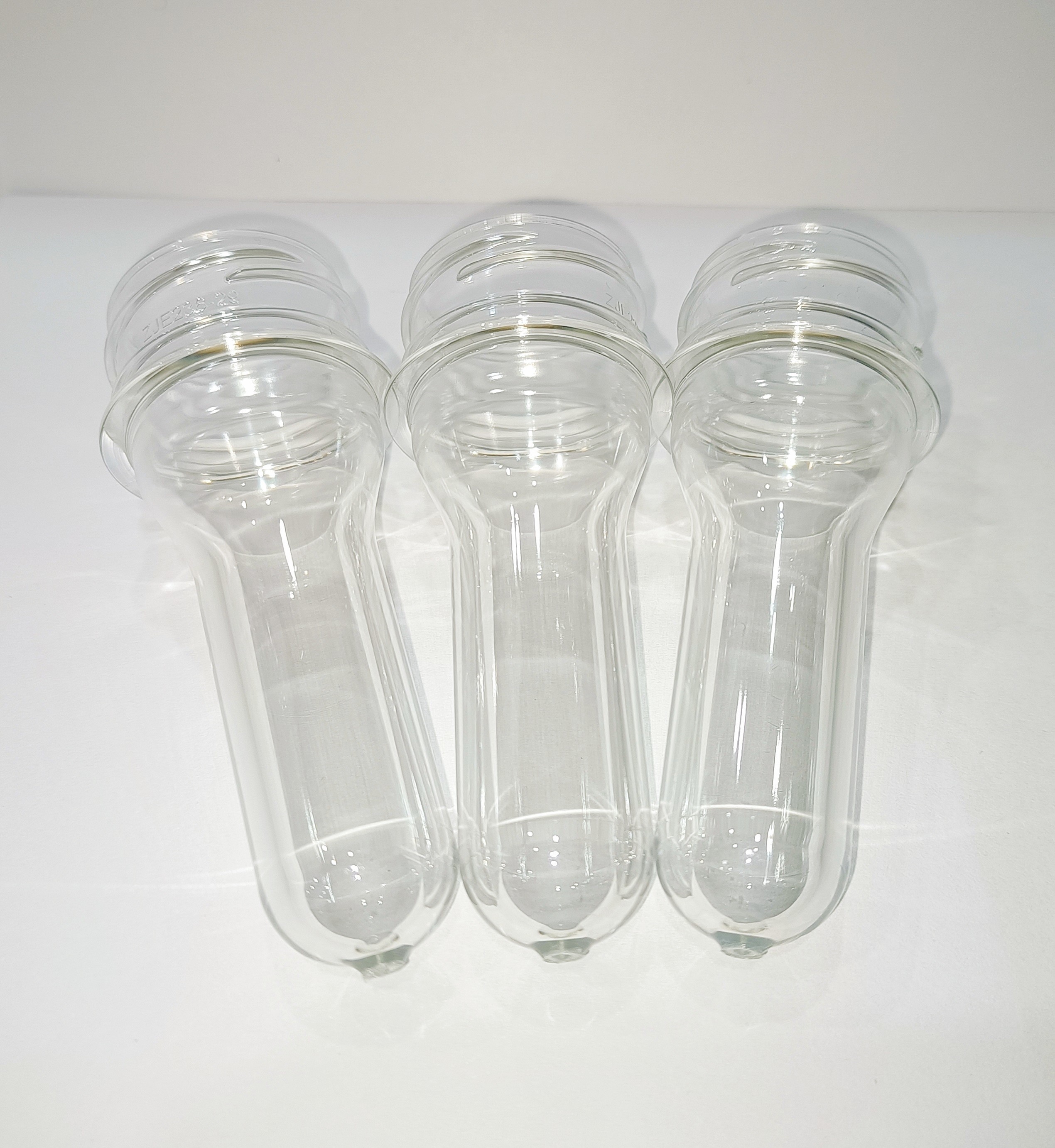 Lightweight PET Preform Bottle Neck 28mm 32mm 38mm 48mm For Food Bottles