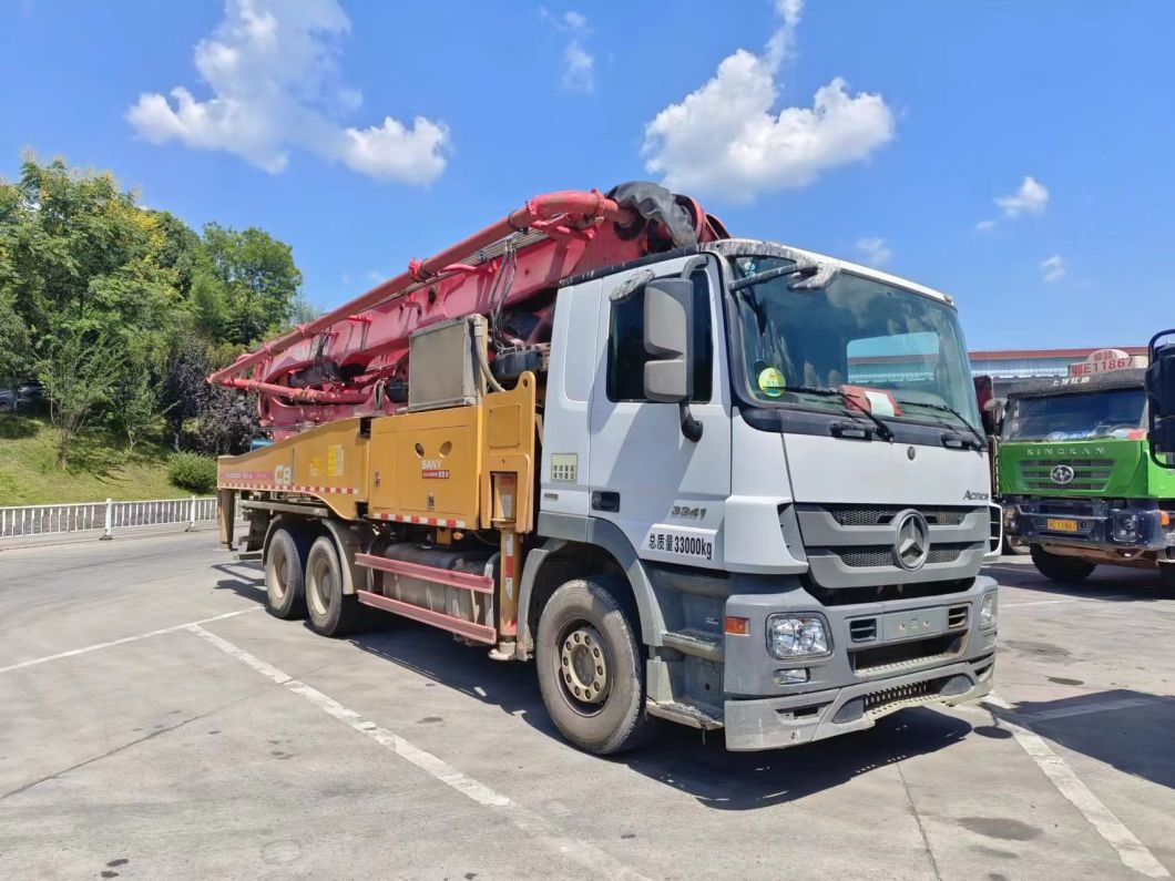 Sell 17 - Year - Old Sy Benz Truck on 49 - Meter Pump Truck