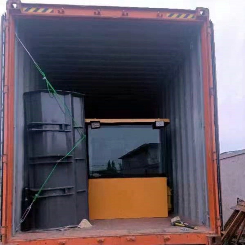 Flexible Operation Of Small Wheel Loader Front-End Loader