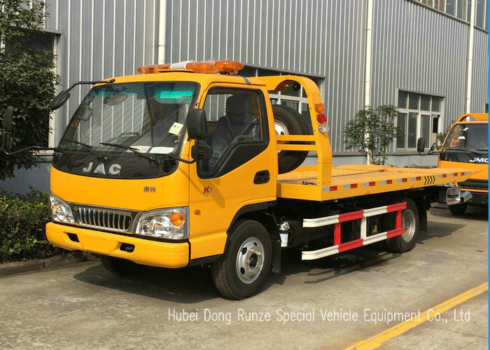 JAC Tilt Deck Flat Bed Recovery Truck , Rollback Light Duty Wrecker