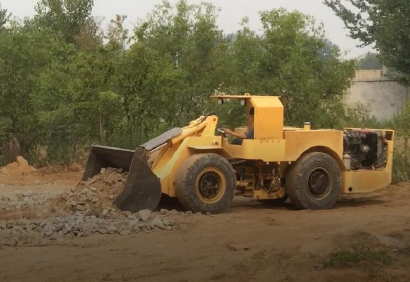 0.6 Cubic Meter Wheel Loader for Underground Mining Project, Mini Scoop Tram