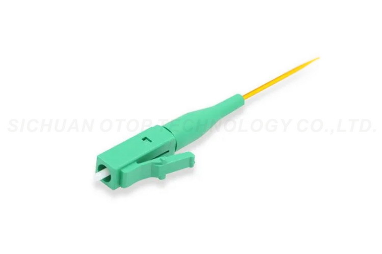 Singlemode Fiber Optic Connector LC / APC -40 to 80°C Operating Temperature