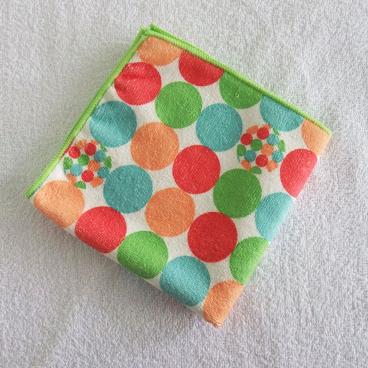 Dot printed towel