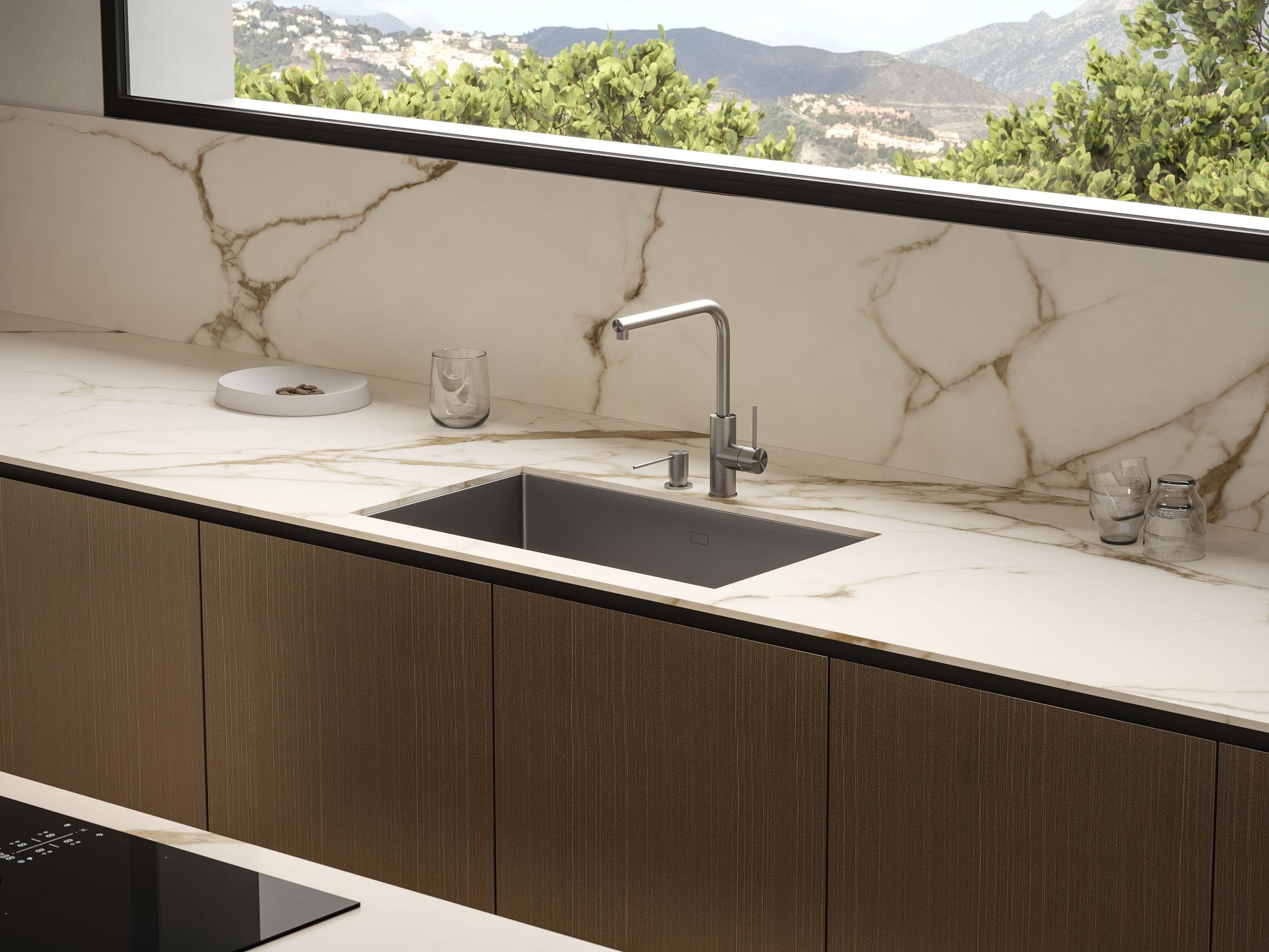 Multifunctional Household High End Wood Veneer Kitchen Furniture For Apartments And Hotel