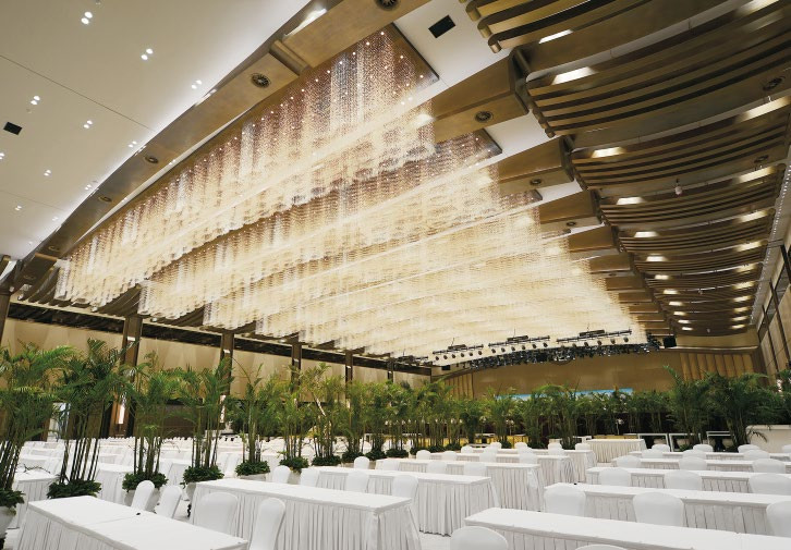 Luxury High End Pendant Light For Hotel Commercial Occasions