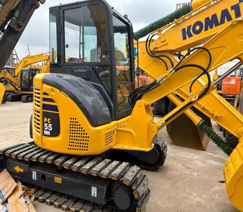 Japan 5 tons of second-hand mini strong power Komatsu crawler excavator PC55MR.