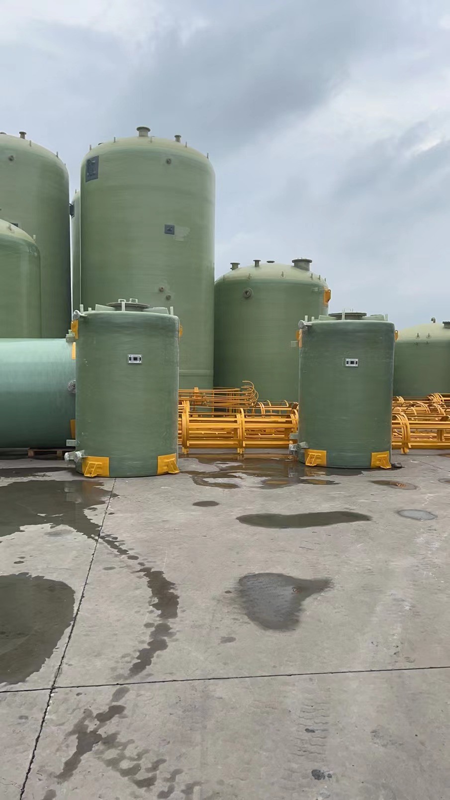 1800mm Filament Winding Chlorine Storage Tank Blue High Strength Finely Processed