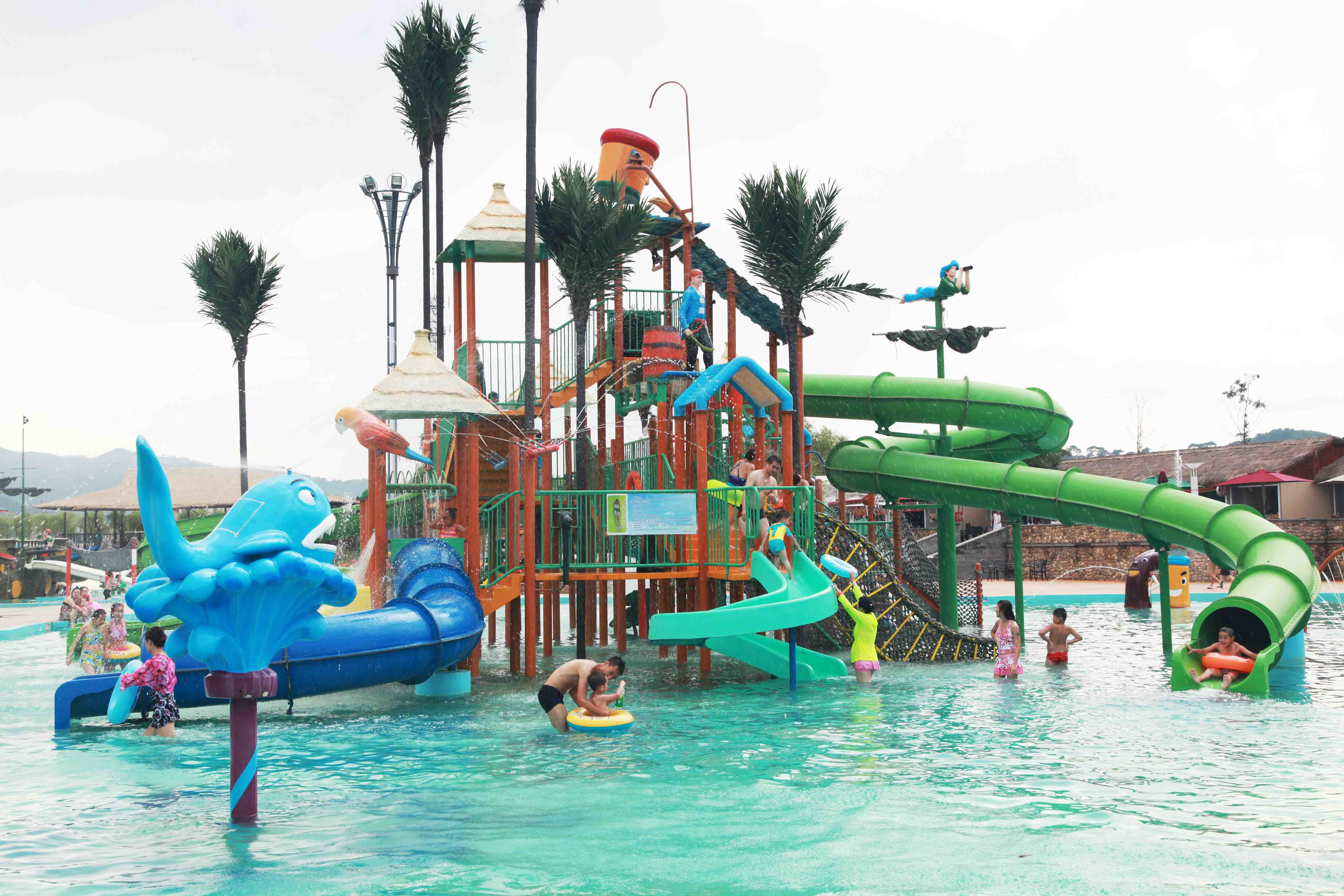 Fiberglass Aqua Playground Equipment Interactive Fiberglass Products / Customized Water Park Products