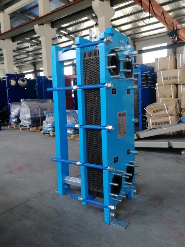 Supply high quality BT series blue color steel carbon frame gasket BEST plate heat exchanger for Swimming Pool