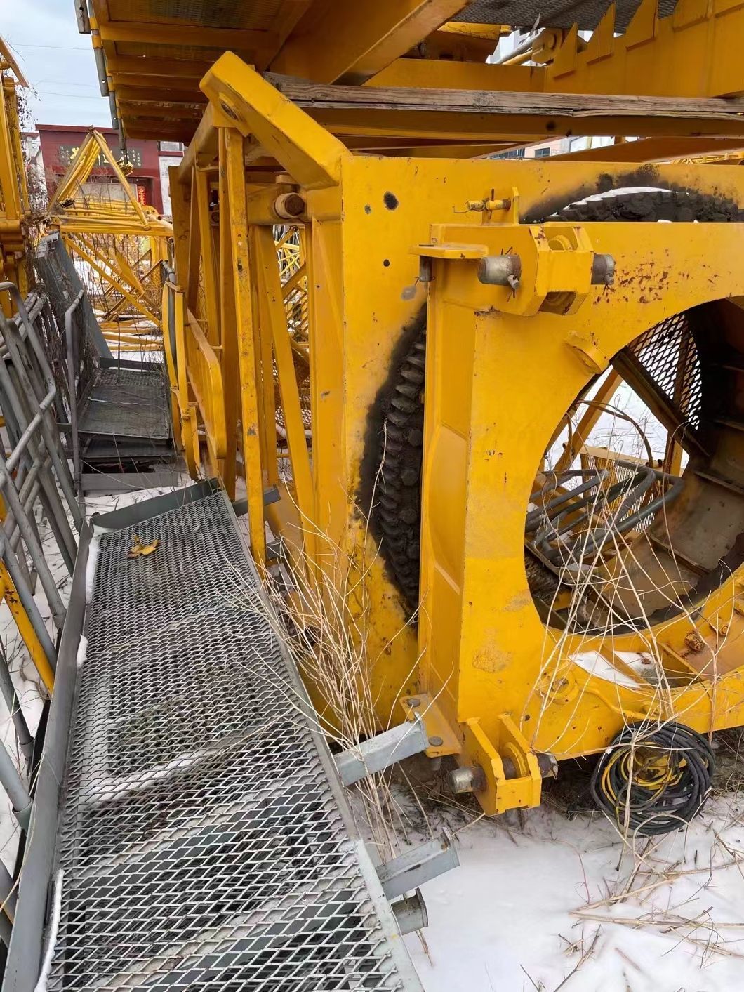 Mini Tower Crane for Sale 40 M Elevation 2015