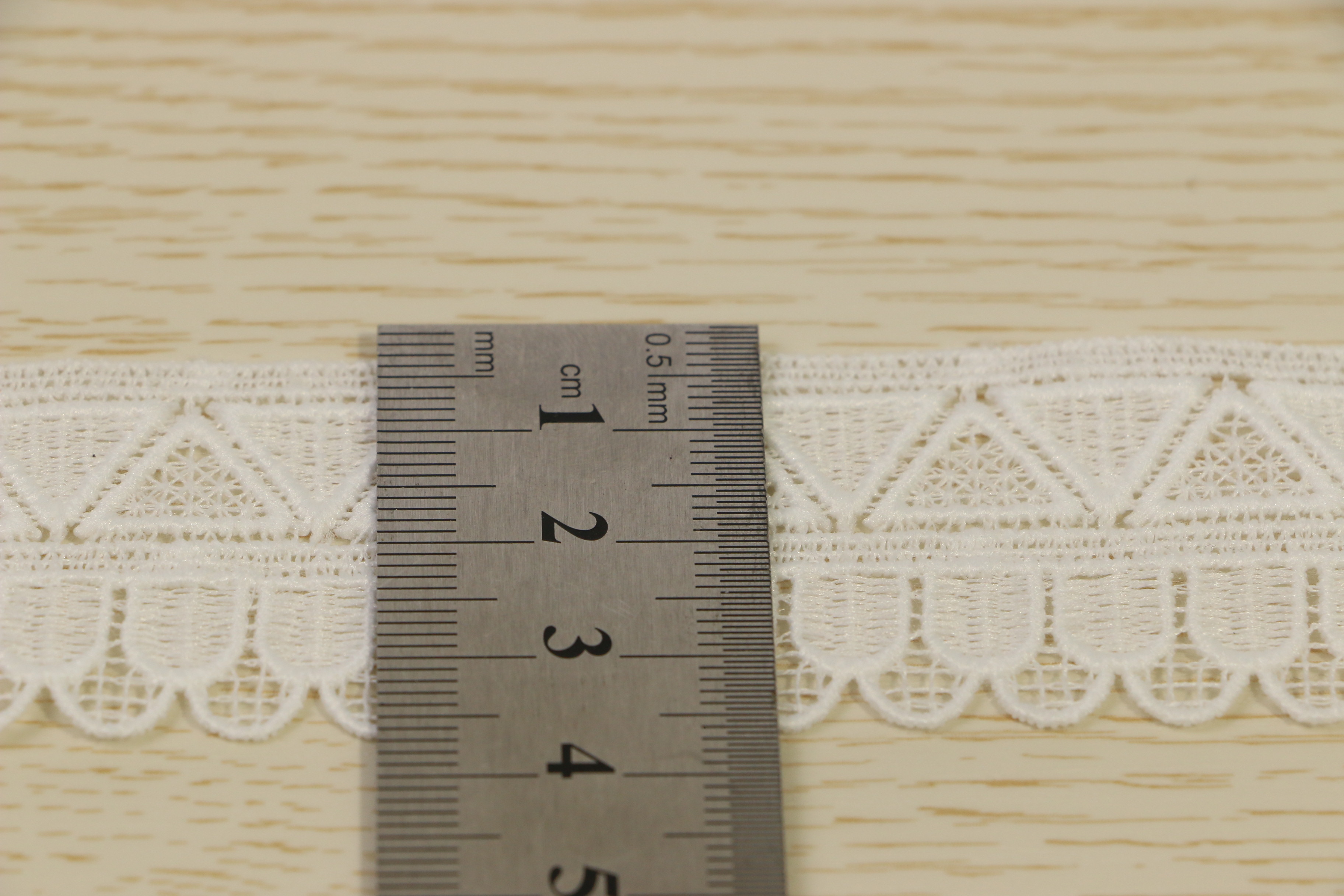 Multiusage Geometric Shape Guipure Lace Trims 100% Polyester Any Color