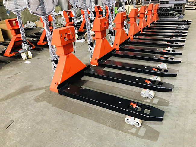 0.5KG Division 2000KG Load Carbon Steel Weighing Pallet Jack