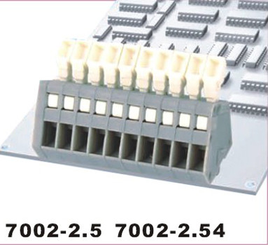 PA66 Brase Clamping Terminal Block Connector 7001V