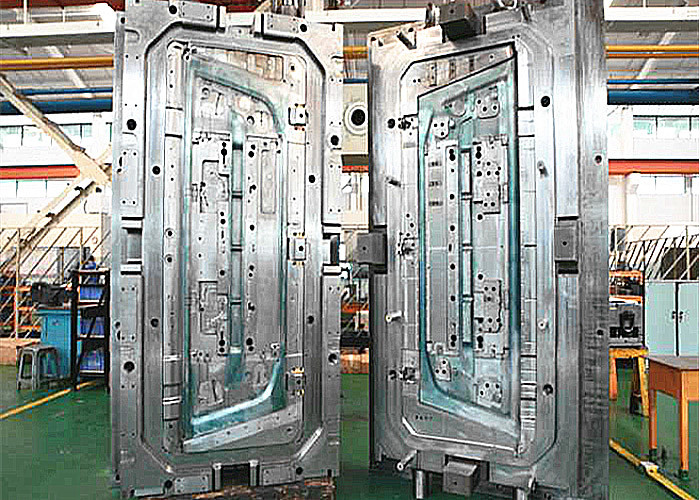 Pretty Big Lower Front Bumper Molding With High Hardness For Protection
