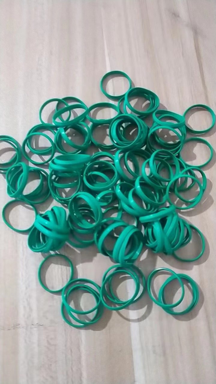 Green FKM Walform O Rings Seals Material 80mpa Used For Hydraulic Steel Pipe