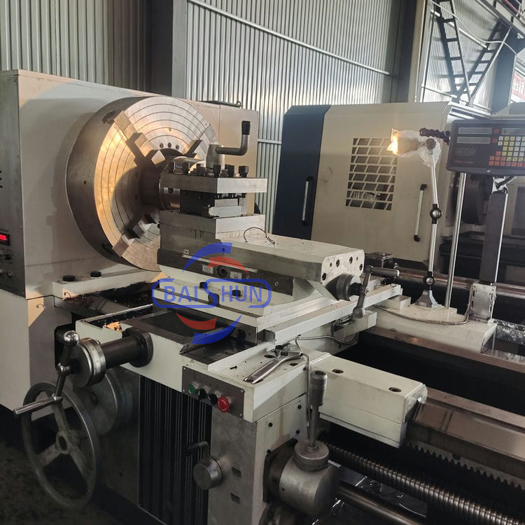 China Supplier Popular Oil Pipe Processing Machine Screw Cutting CNC Pipe Threading Lathe