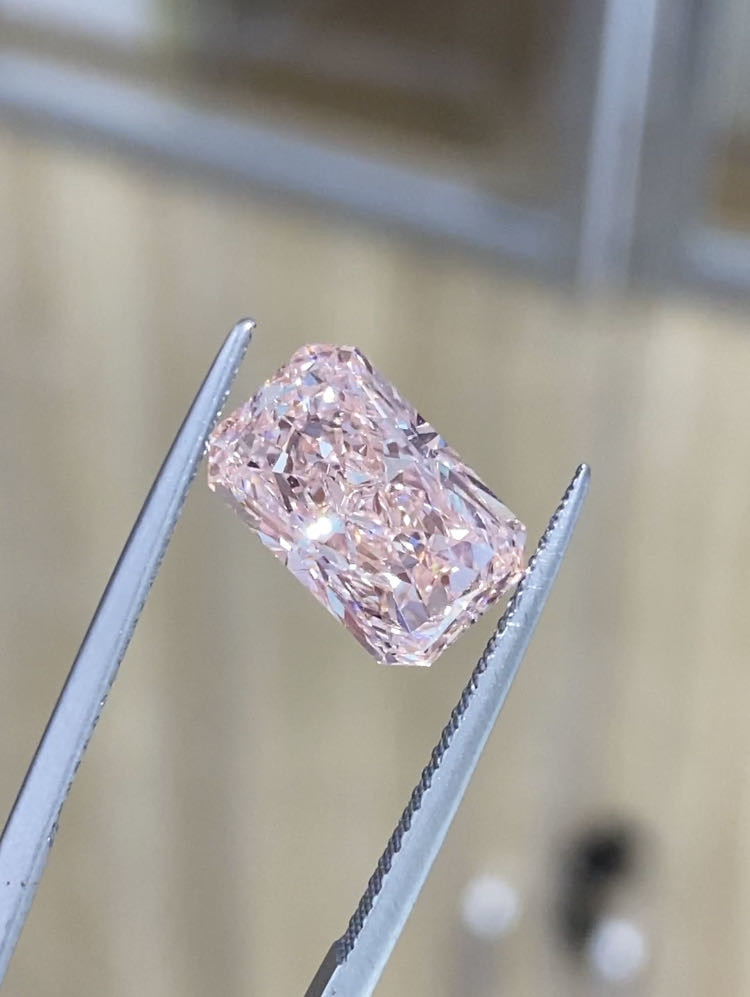 Radiant Fancy Intense Pink VS1 Lab Grown Baby Pink Diamonds Loose Synthetic Diamonds