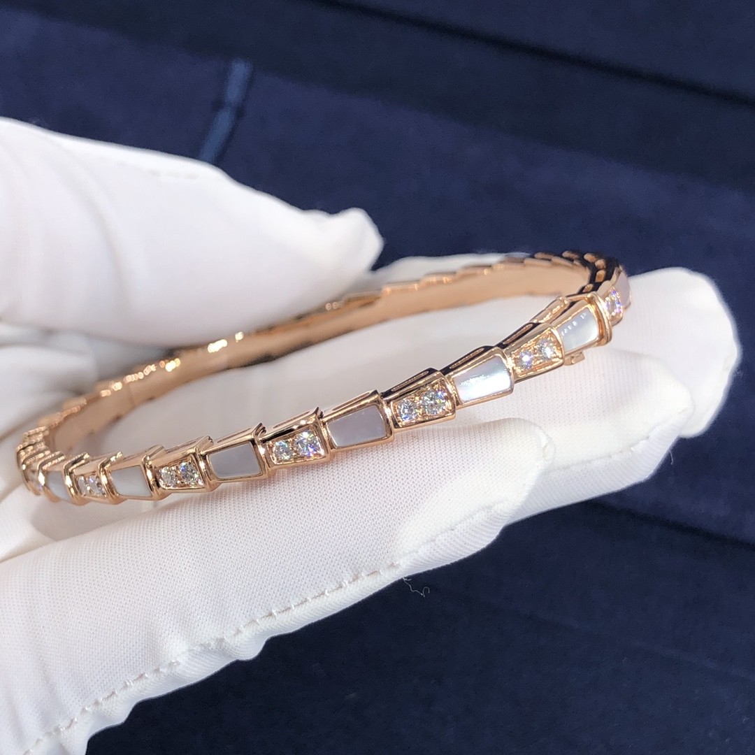 Elegant i 18k Gold Serpenti Viper Bracelet White MOP Natural Diamonds Real Gold Real Diamonds