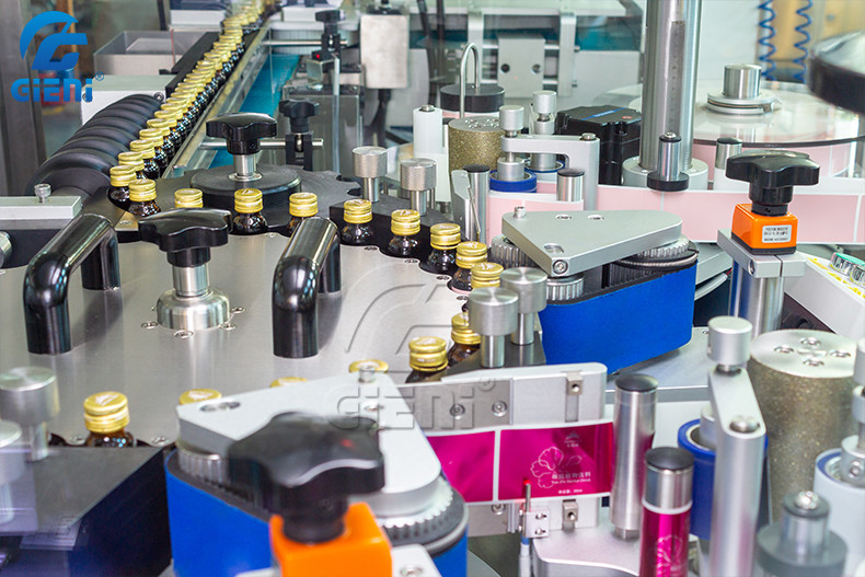 2 Head Rotary Lipstick Labeling Machine , 50mm Cosmetic Bottle Labeling Machine