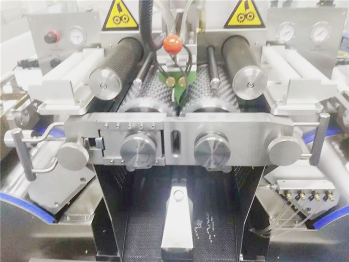 Electric Health Food / Cosmetic Softgel Encapsulation Machine PLC Control