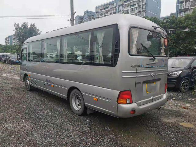 11 Seats Coach Bus Max Diesel Tank Engine Dimensions H-Yundai Origin Used Mini Bus CHM6710 Good Condition