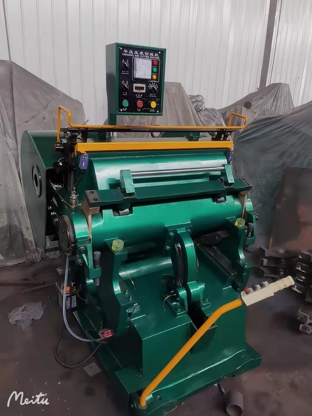 cheap manual stickers label die cutting machine