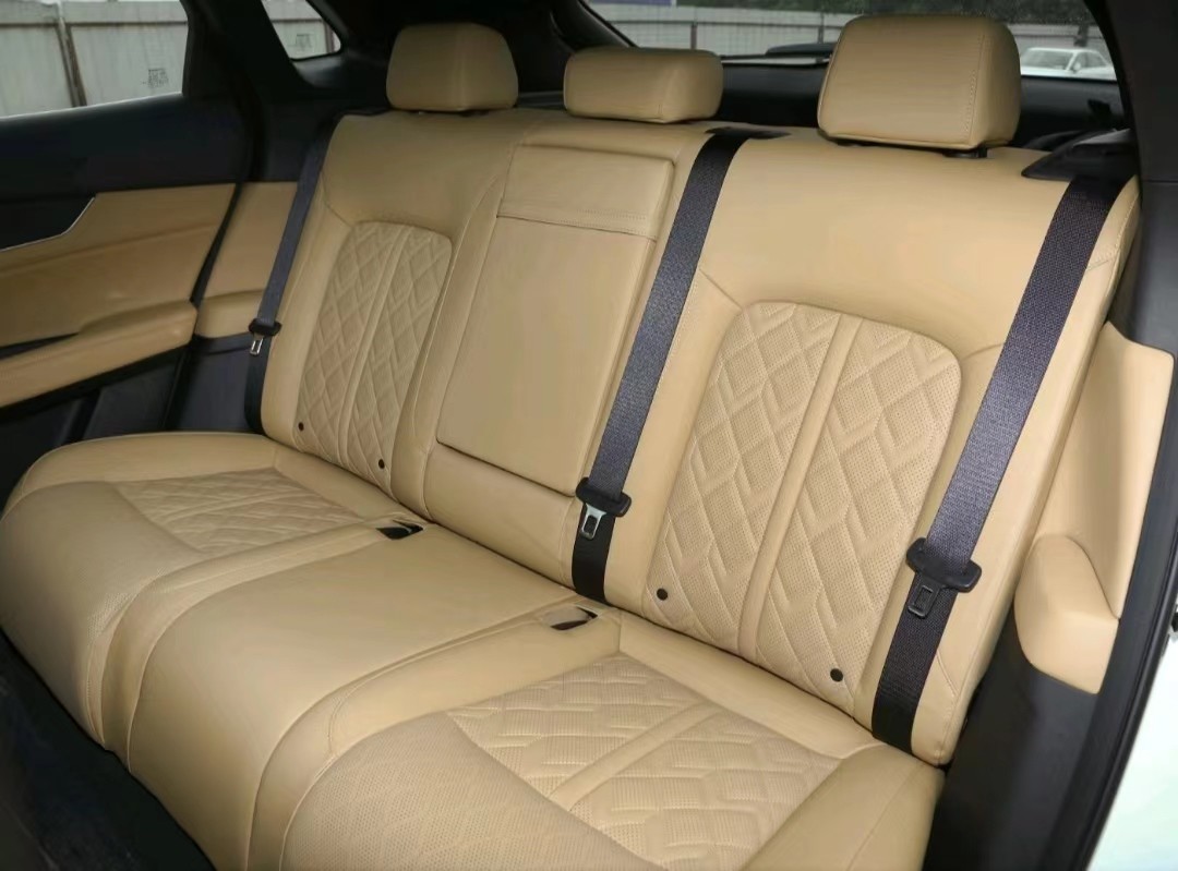 Changan UNIK 2021 2.0T Excellence Version Medium SUV 8 Gear Automatic Manual