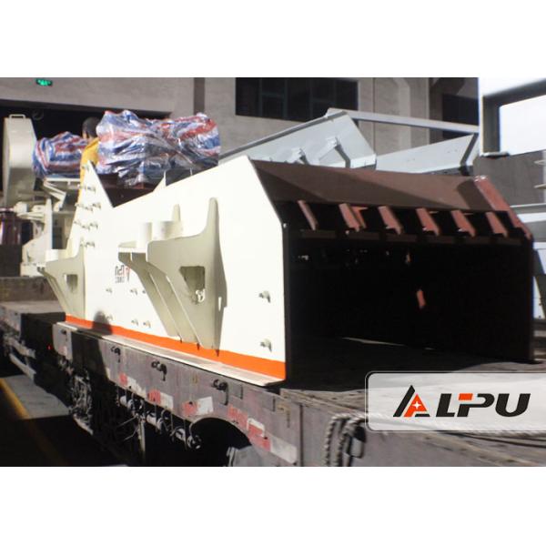 Big Capacity Smooth Vibrating Feeder For Sandstone Production Line , High Speed