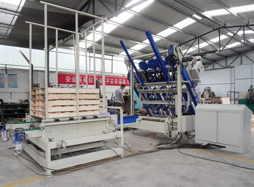 Automatic Wood Pallet Making Machine, Pallet Nailing Machine with automatic palletizer, wood pallet production line