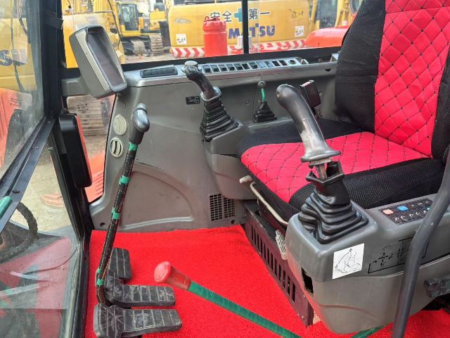 Doosan DX60 Excavator Cab