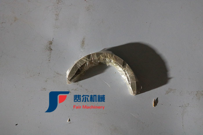 Original Authentic Weichai Engine Spare Parts Spindle Tile 61800010128 61800010132